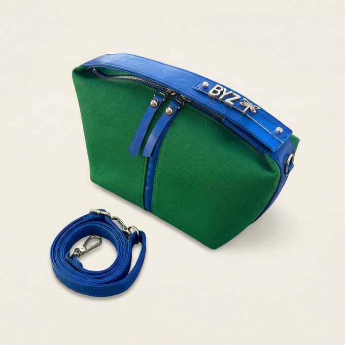 Yeşil Rengi Charm Çanta